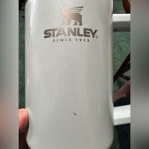 Stanley 40 oz mug in a light blue smooth sparkle. ✨